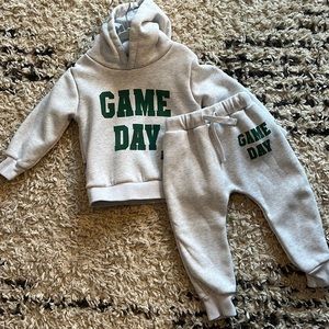 Olive + Scout Game Day Jogger Set
